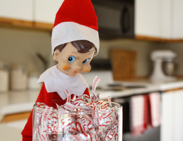 Elf on the Shelf candy cane Hershey Kisses